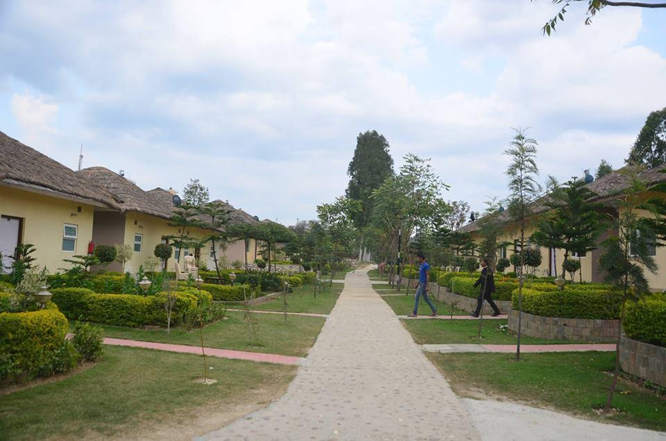 Kangs Nirvana Resorts And Spa Mahalpur 외부 사진