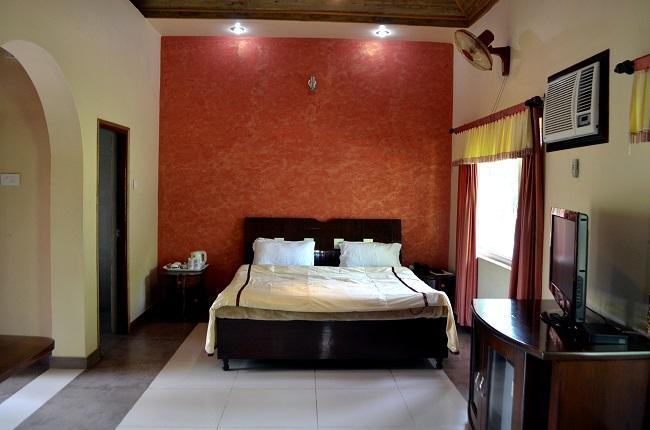 Kangs Nirvana Resorts And Spa Mahalpur 외부 사진
