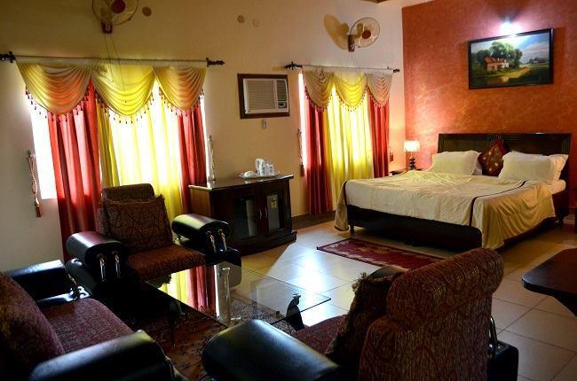 Kangs Nirvana Resorts And Spa Mahalpur 외부 사진