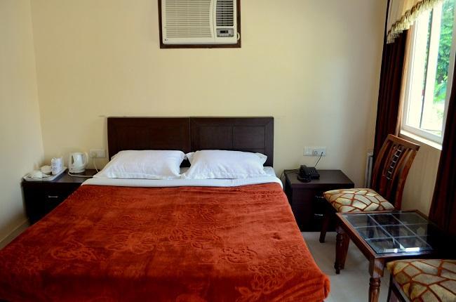 Kangs Nirvana Resorts And Spa Mahalpur 외부 사진